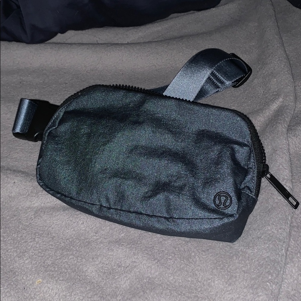 Lululemon everywhere belt bag fanny pack